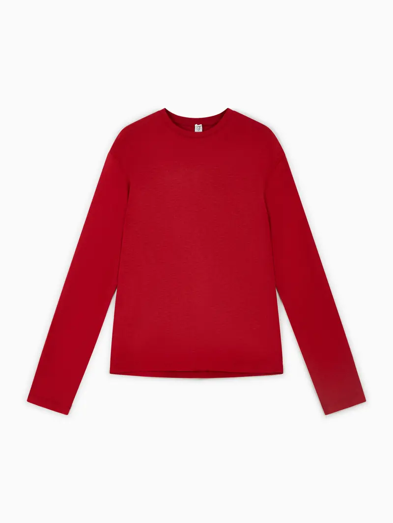 Long-sleeved T-shirt