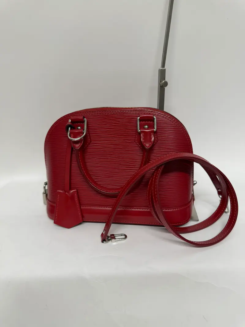 Louis Vuitton Epi Alma BB Roja