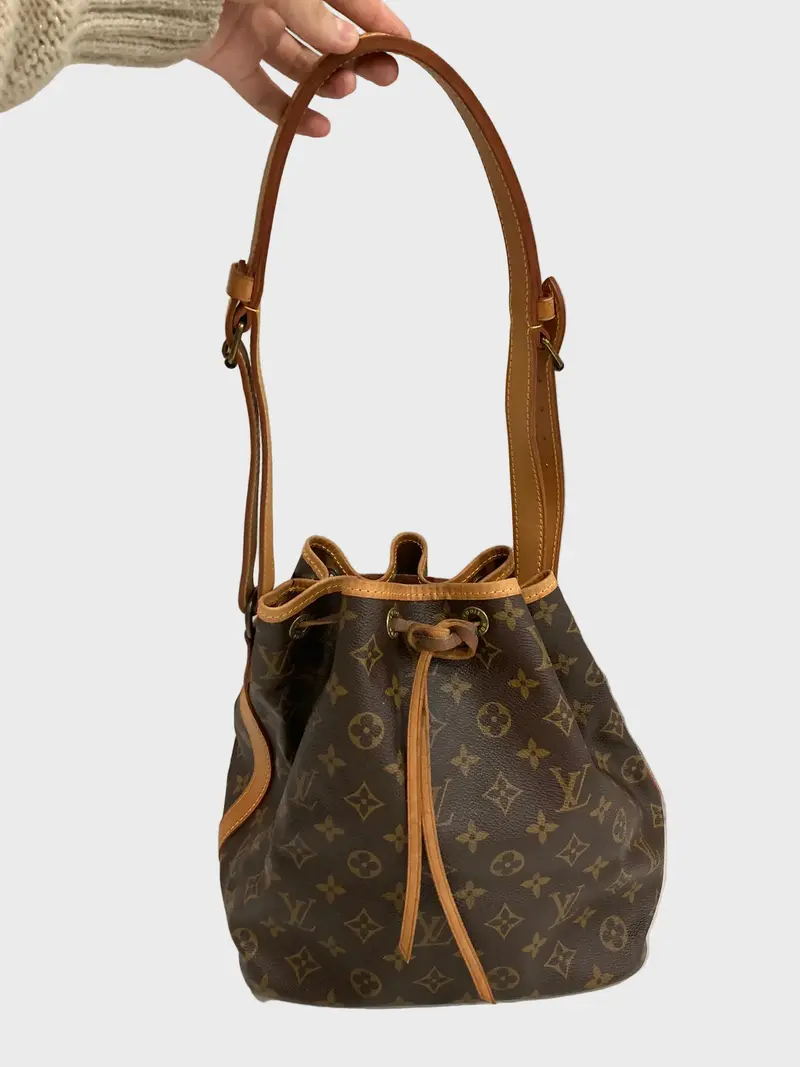 Louis vuitton petit noe monogram canvas