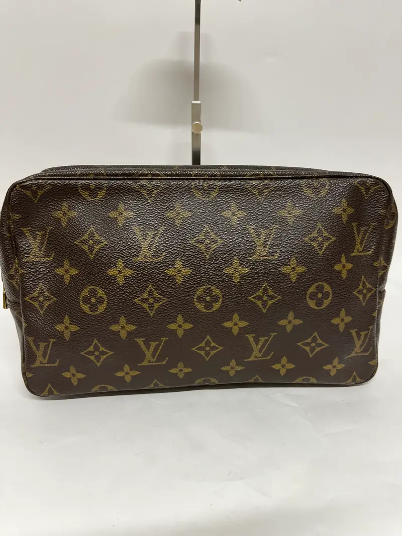 Louis Vuitton Trousse Toilette 23 Lona Monogram
