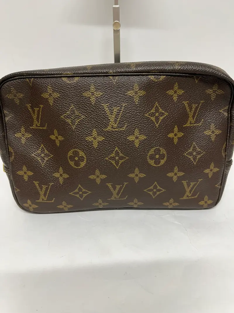 Louis Vuitton Trousse Toilette 28 Lona Monogram