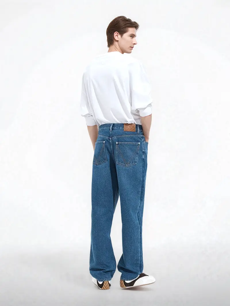 Medium indigo jeans