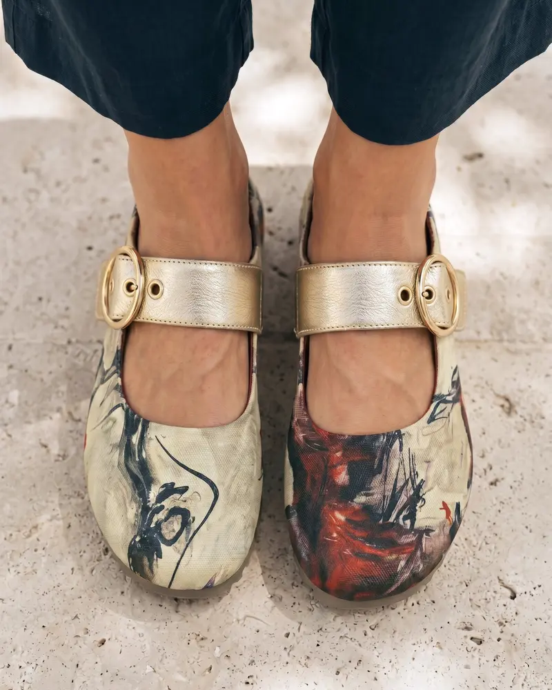 MERCEDITA FANDANGO Oro Barefoot