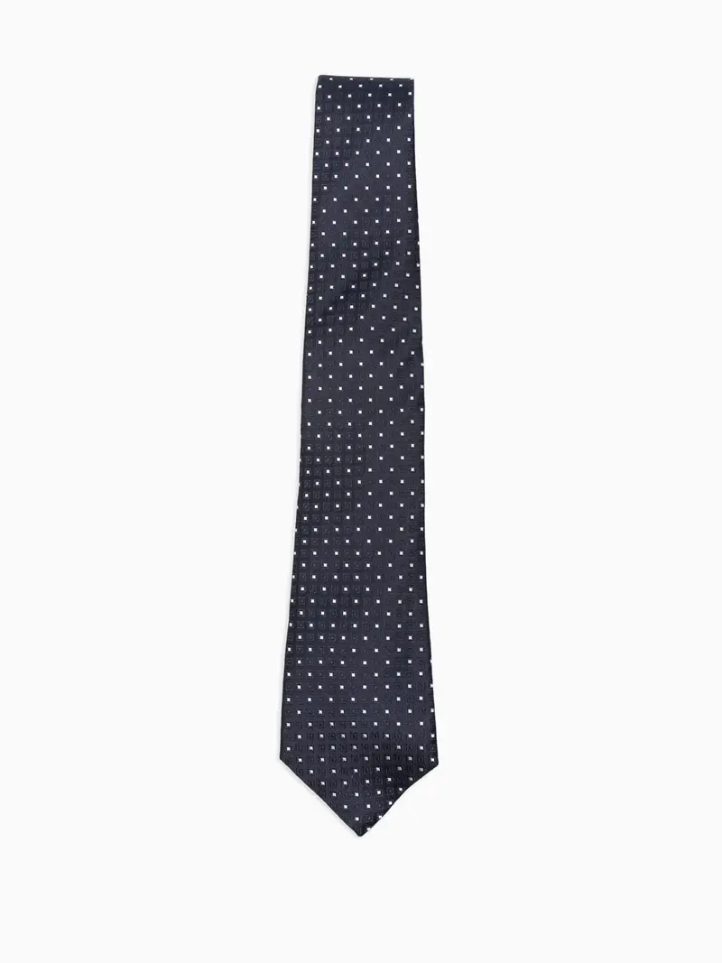 Micro-checks tie