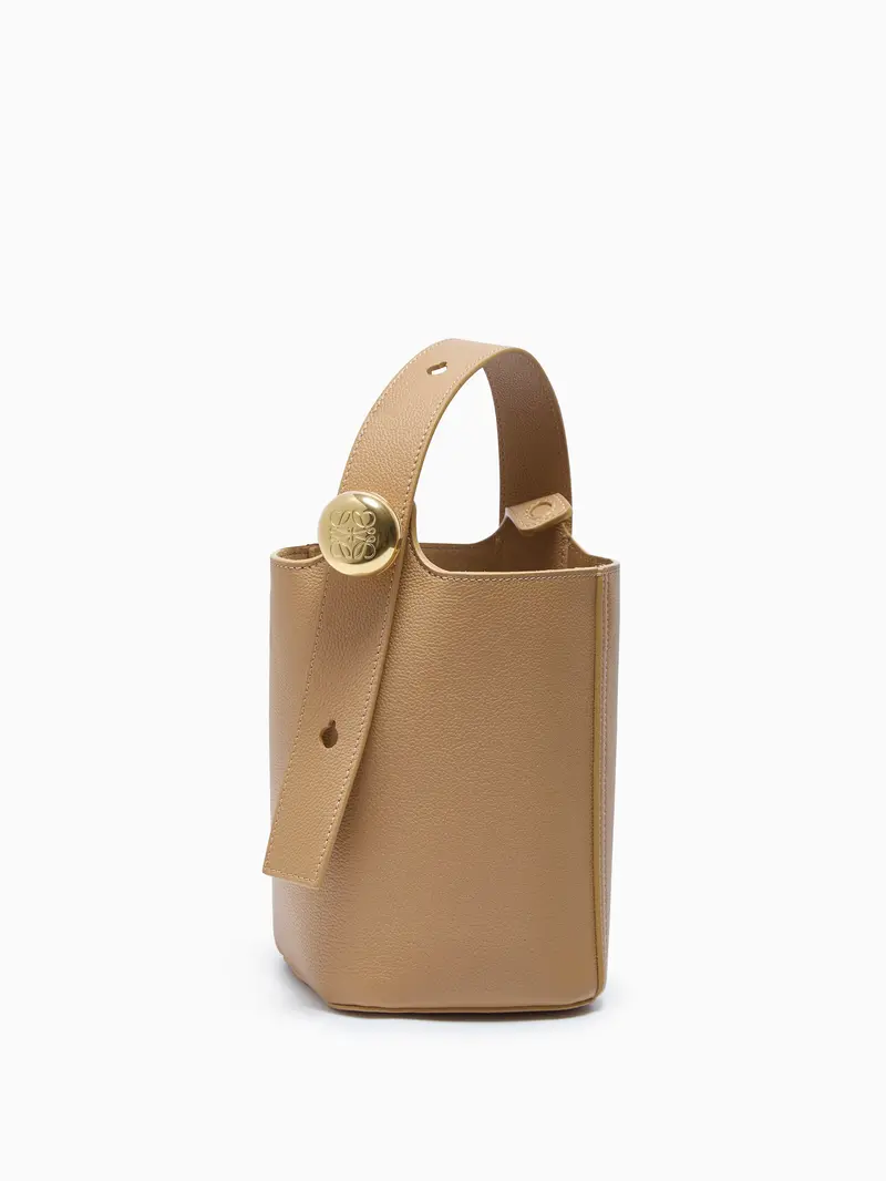 Mini Pebble Bucket bag