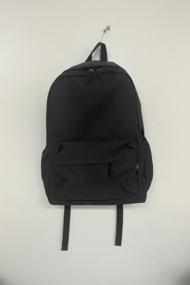 Mochila Gris Ligera para el Día a Día