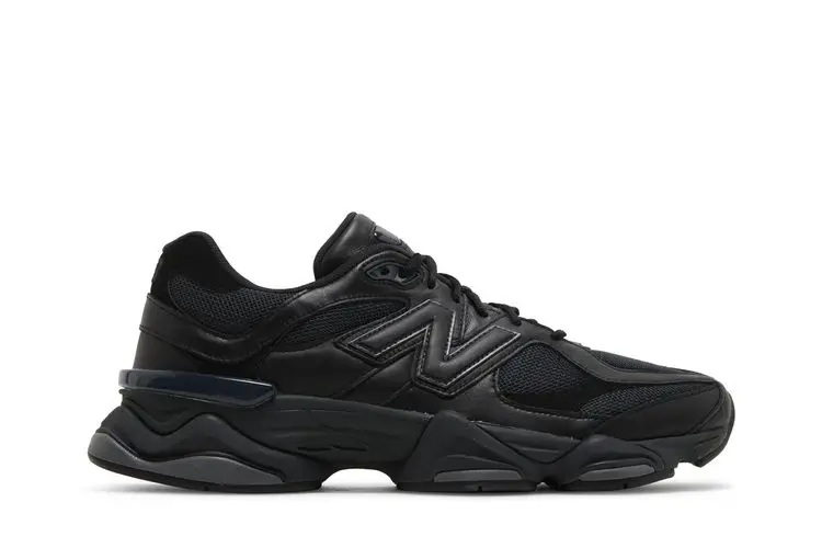 New Balance 9060 Negra de Piel (Hombre)
