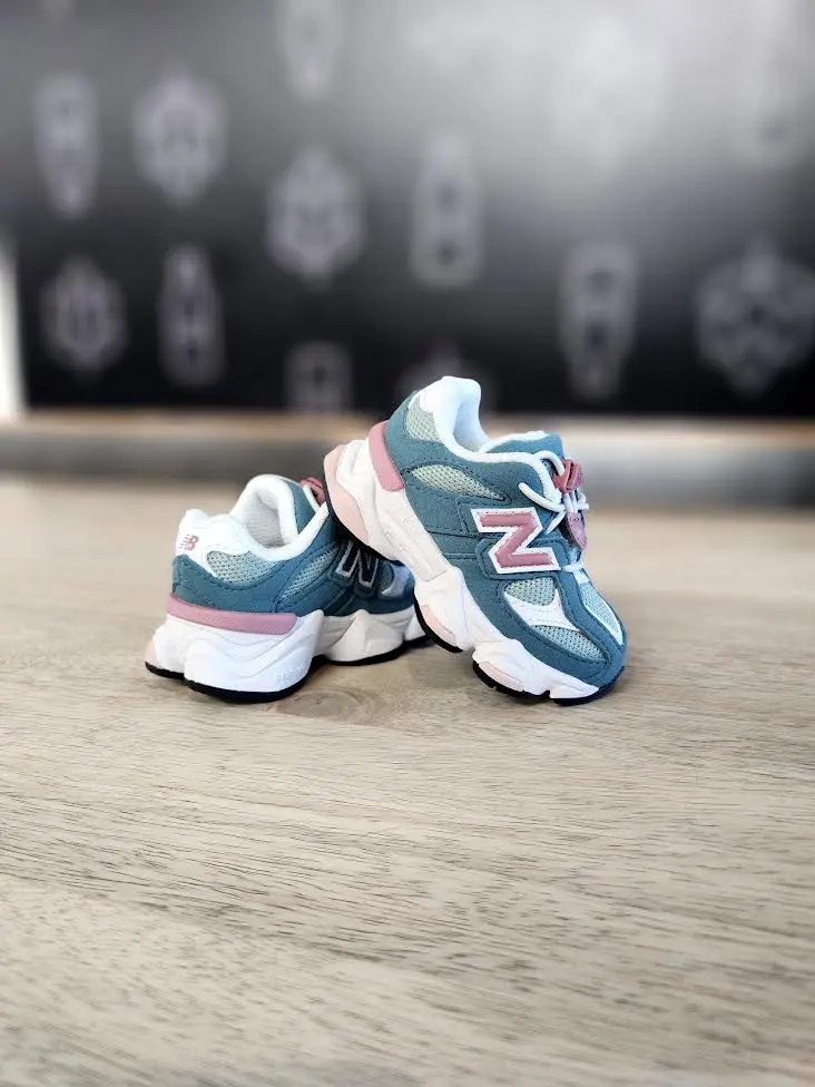 New Balance 9060 Salt Water Rosewood (Bebé)