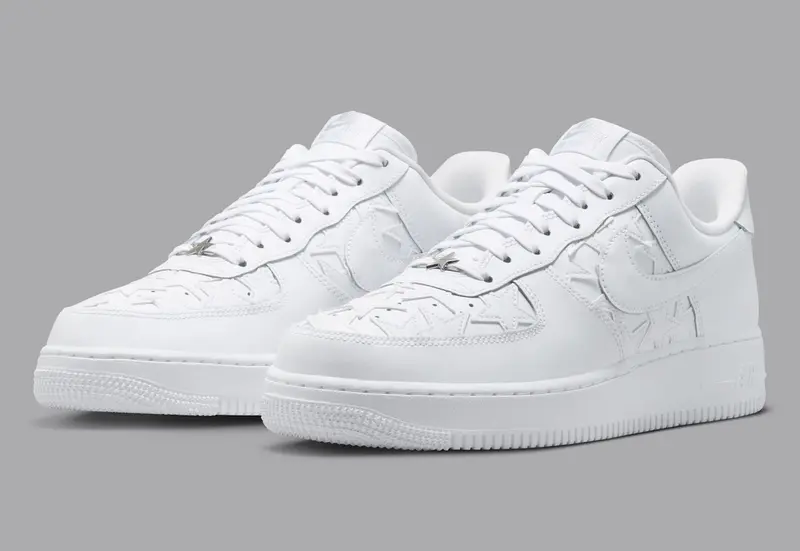 Nike Air Force 1 Low Blanca con Estrellas