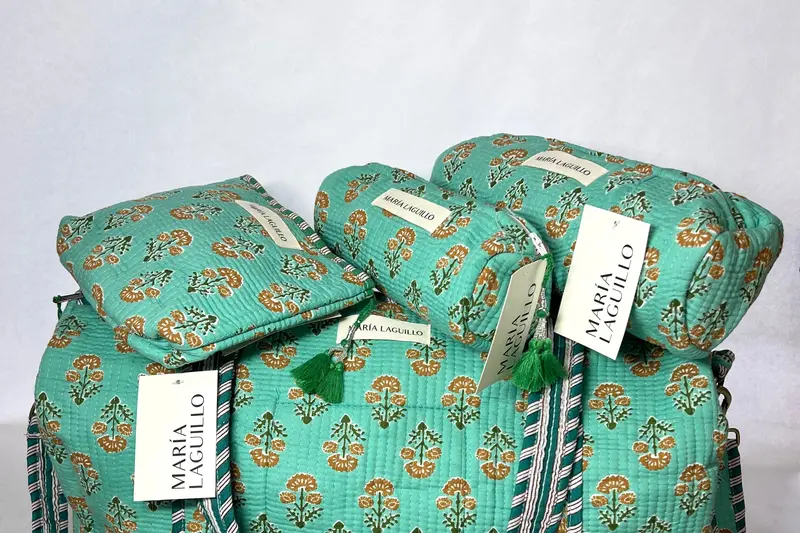 PACK NECESERES IMPERMEABLES PRIVI