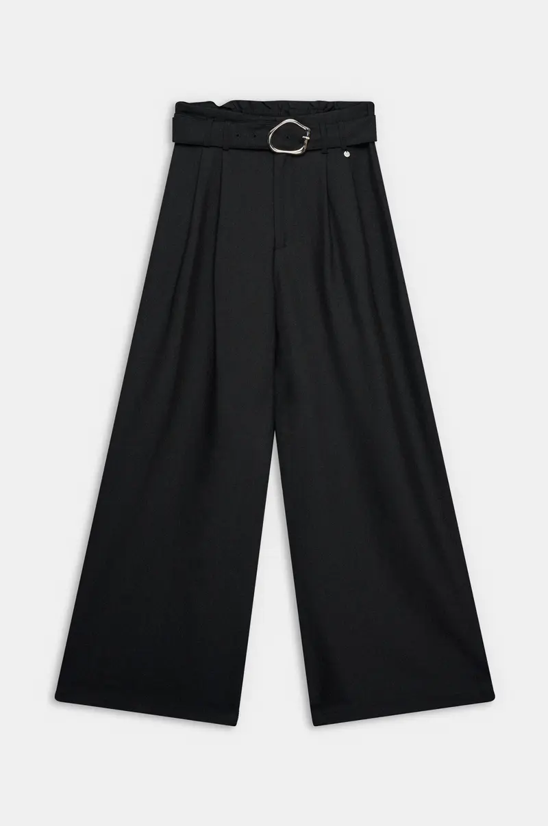 Pantalón negro fluido con cinturón