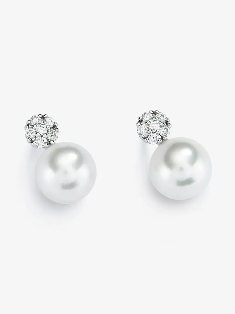 Pendiente de oro blanco de 18k con perla autraliana de 8 mm y diamante