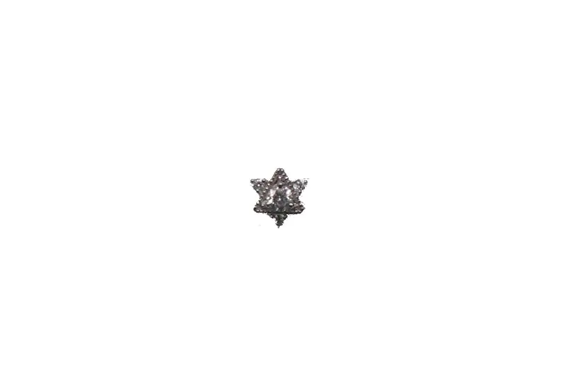 Pendiente estrella de oro blanco de 18K y diamantes en talla brillante con un total de 0,09 cts
