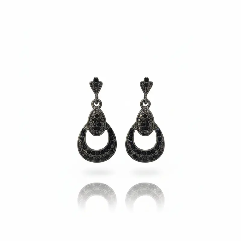 Pendientes con forma ovalada en acabado plata vieja con circonitas en varios colores