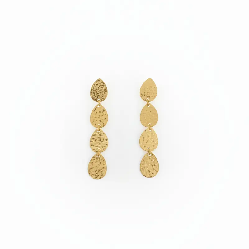 Pendientes de acero con cuatro alturas en forma de gota y textura acabado oro