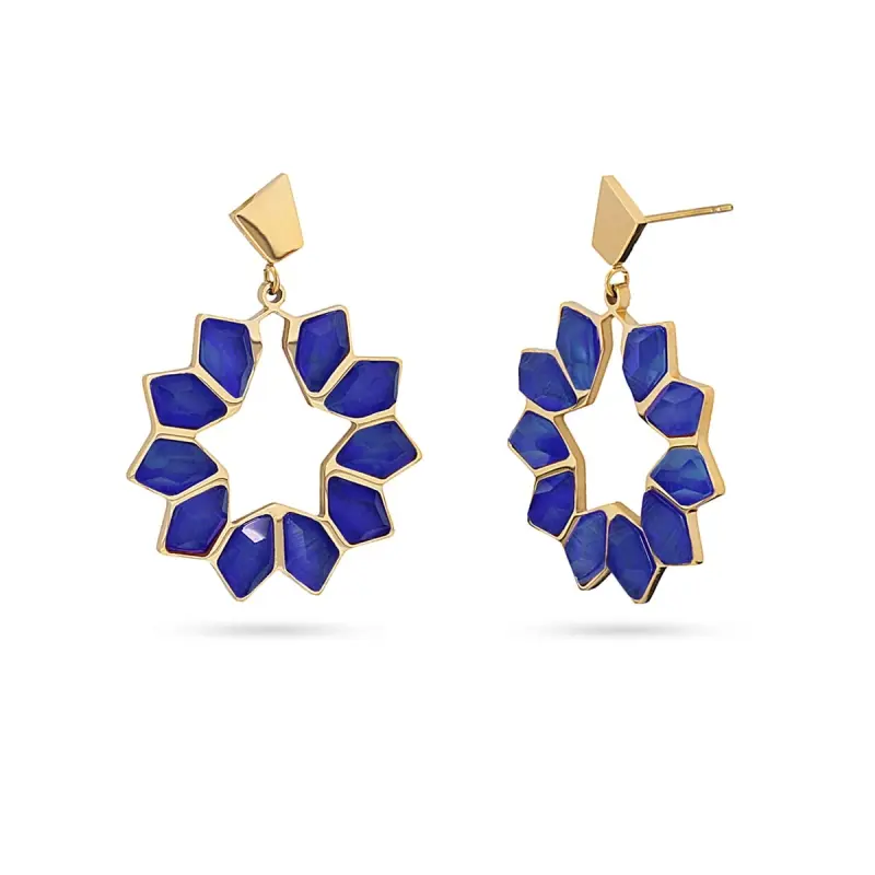 Pendientes de acero quirúrgico con diseño estrellado y piedra de cristal de un color azul acabado oro - mbyou