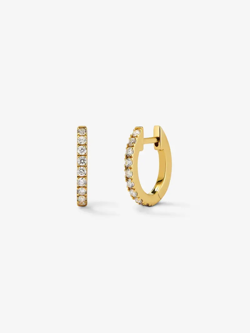Pendientes de aro de oro amarillo de 18K con diamantes blancos en talla brillante de 0,25 cts