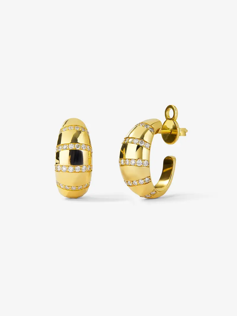Pendientes de aro de oro amarillo de 18K con pavé de diamantes en talla brillante