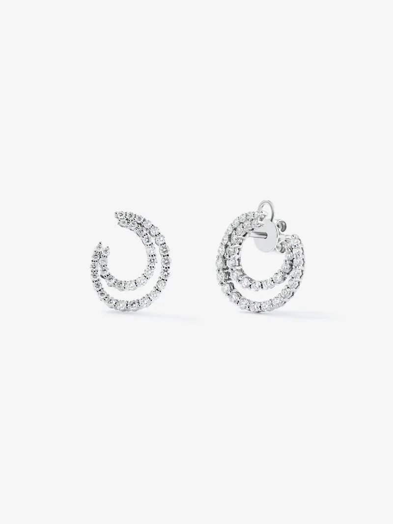 Pendientes de aro de oro blanco de 18K con diamantes en talla brillante con un total de 1,18 cts