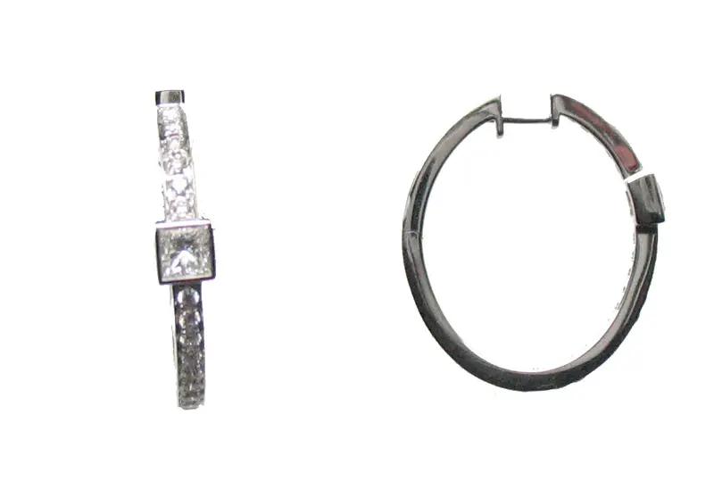 Pendientes de aro de oro blanco de 18K con diamantes en talla princesa y  brillante con un total de 1 ct
