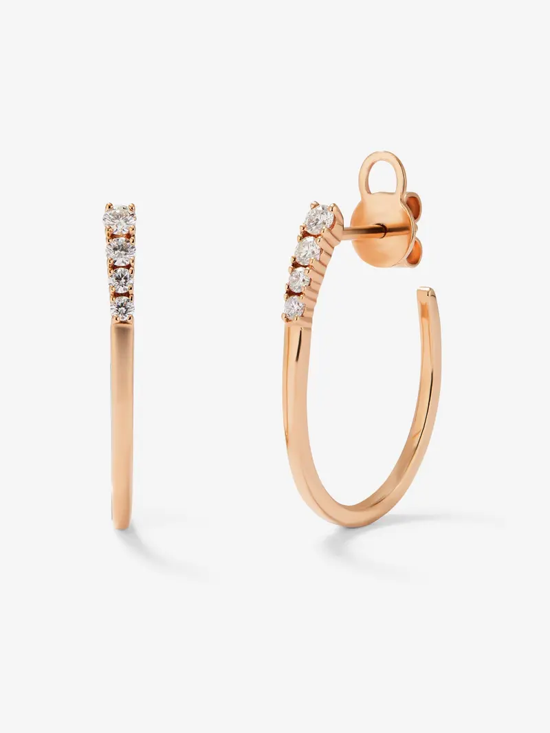 Pendientes de aro de oro rosa de 18K con 8 diamantes en talla brillante con un total de 0,26 cts