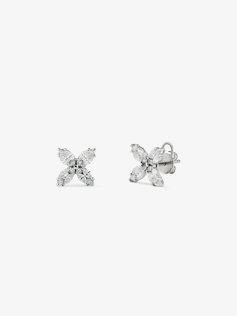 Pendientes de botón de oro blanco de 18K con diamantes de 0,86 cts