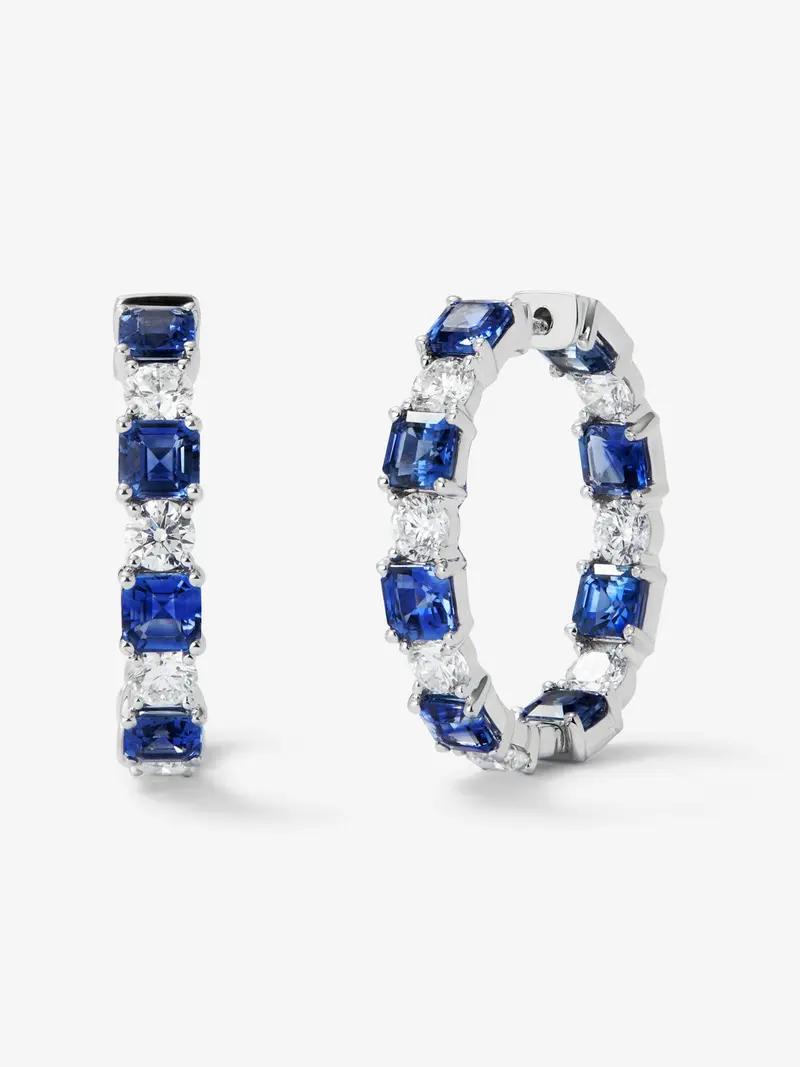 Pendientes de oro blanco de 18K con 16 zafiros azules en talla octogonal con un total de 5,71 cts y 14 diamantes en talla brillante con un total de 2,4 cts