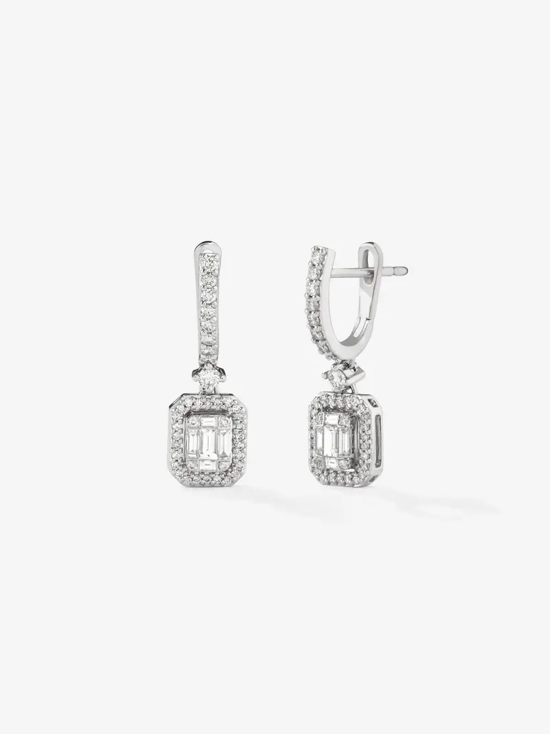 Pendientes de oro blanco de 18K con diamante solitario