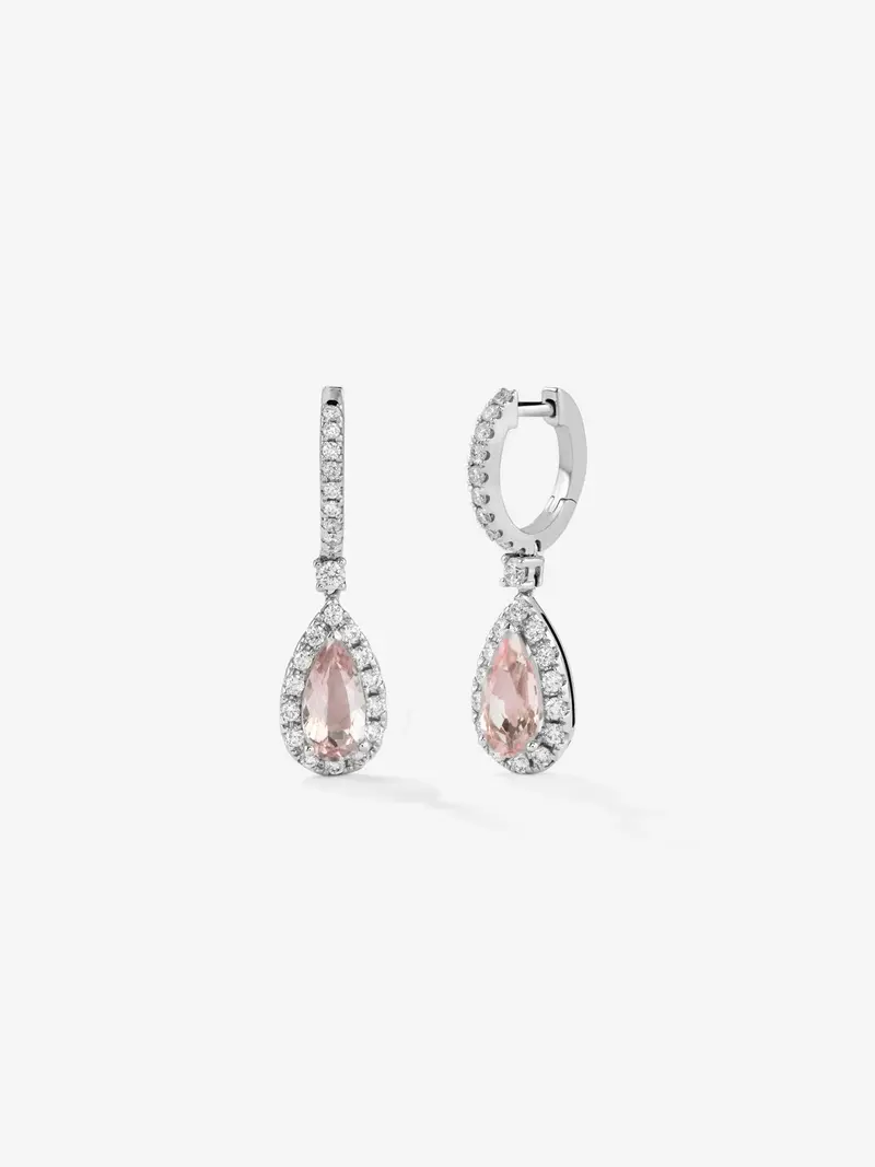 Pendientes de oro blanco de 18K con morganitas rosas en talla pera de 1,96 cts y diamantes en talla brillantes