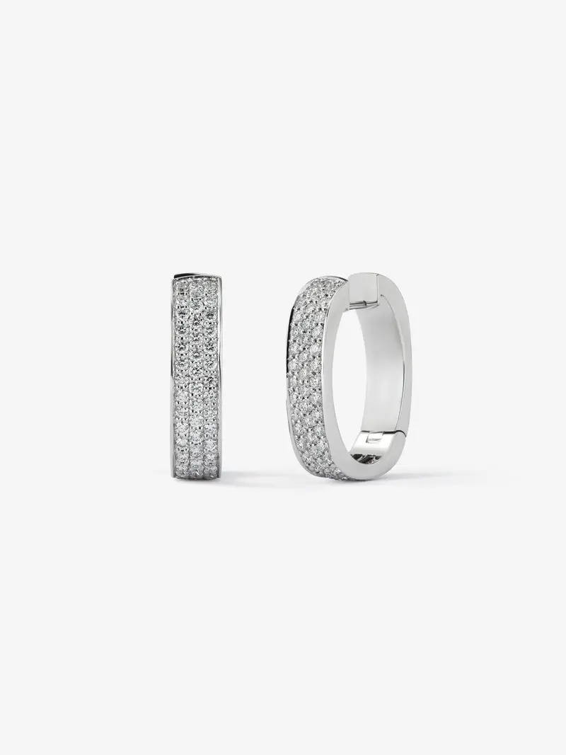 Pendientes de oro blanco de 18K con pavé de diamantes en talla brillante