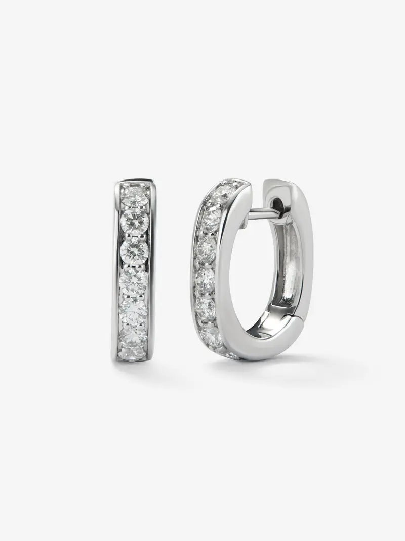 Pendientes de oro blanco de 18K diamantes en talla brillante