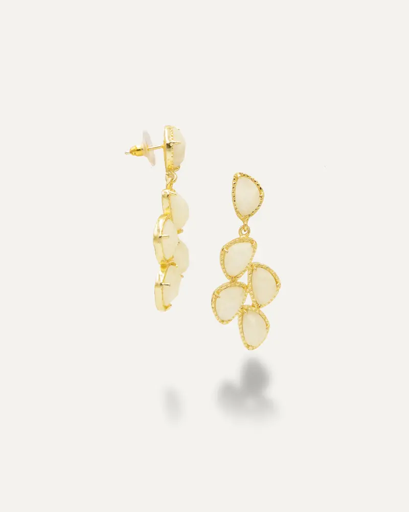 Pendientes Dorados Feel Elegante Piedra Luna