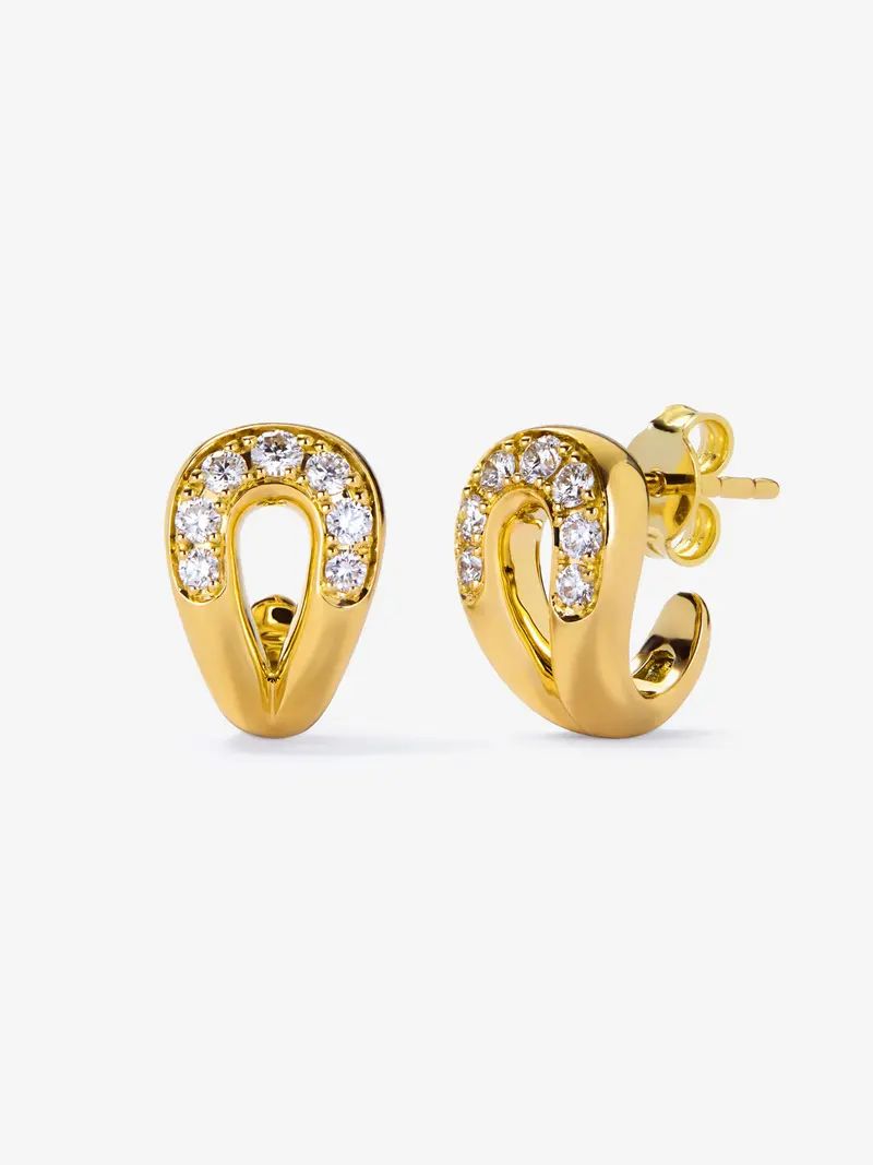 Pendientes eslabón de oro amarillo de 18K con 14 diamantes en talla brillante con un total de 0,3 cts