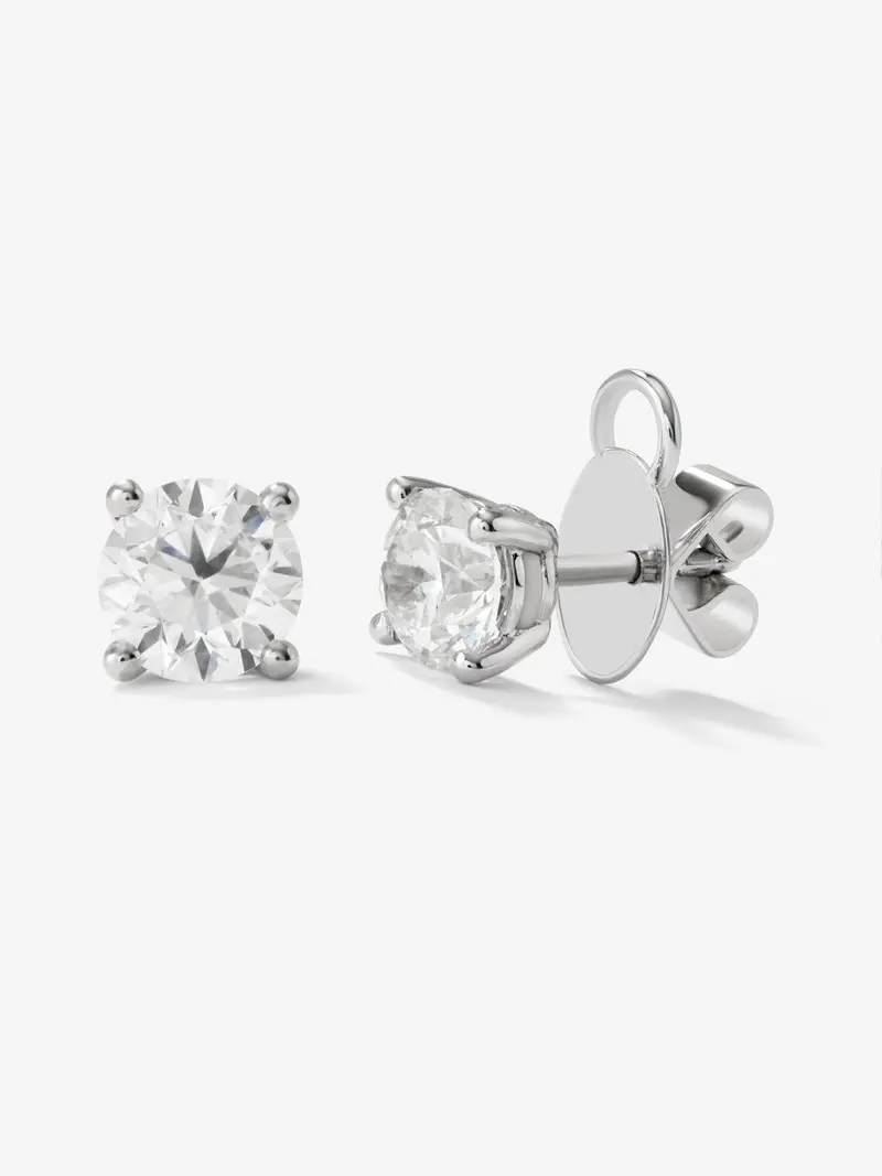 Pendientes solitarios de oro blanco de 18K con 2 diamantes en talla brillante con un total de 1 cts