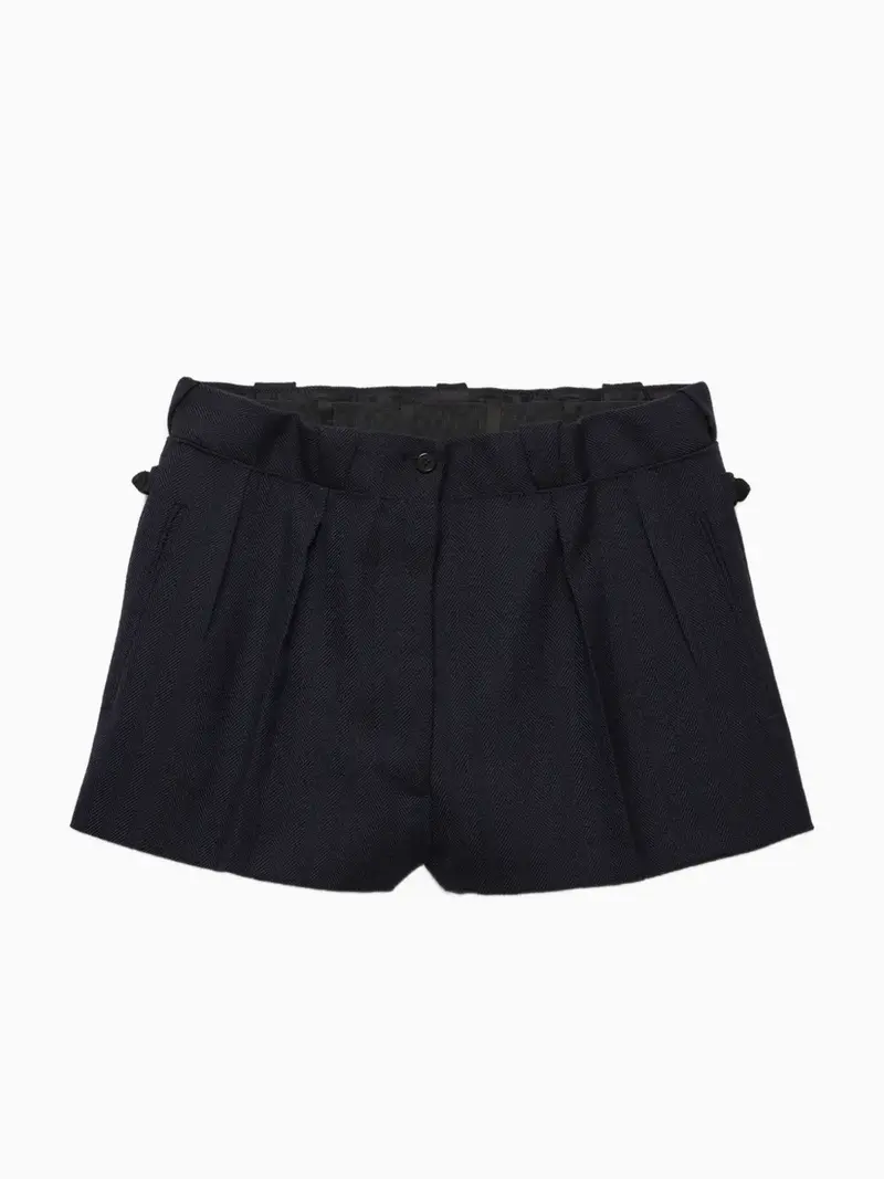 Pleated shorts