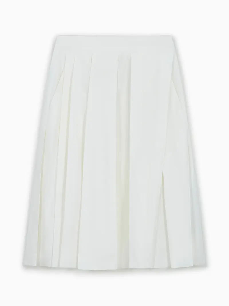 Pleated skirt