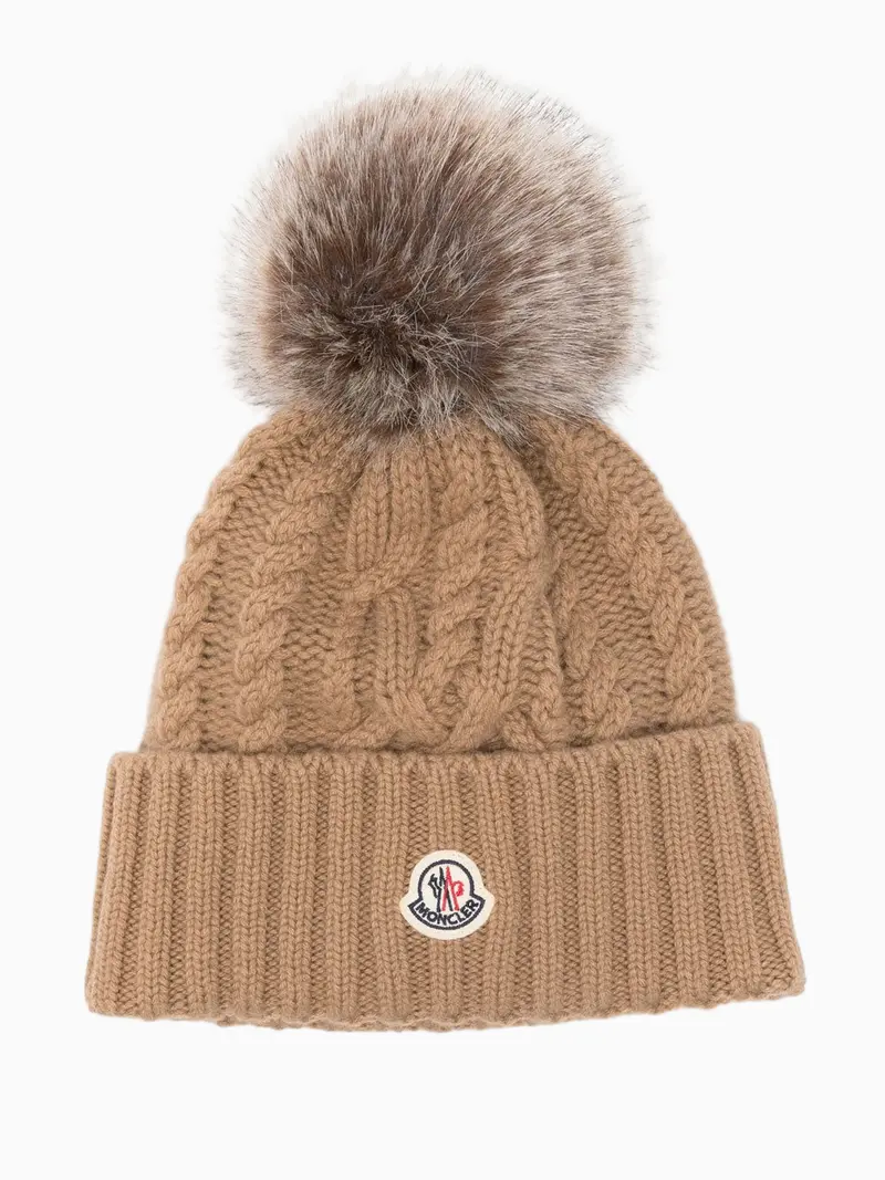 Pom-pom beanie