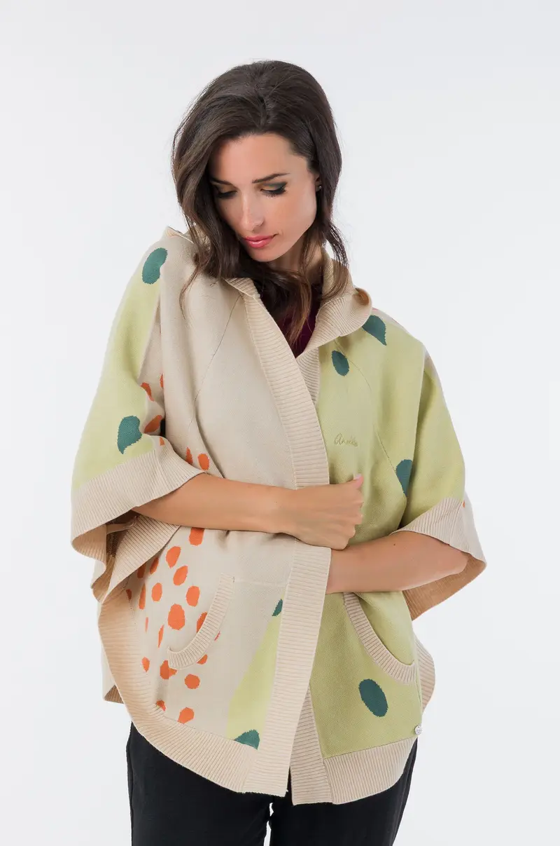 Poncho con capucha Odyssey