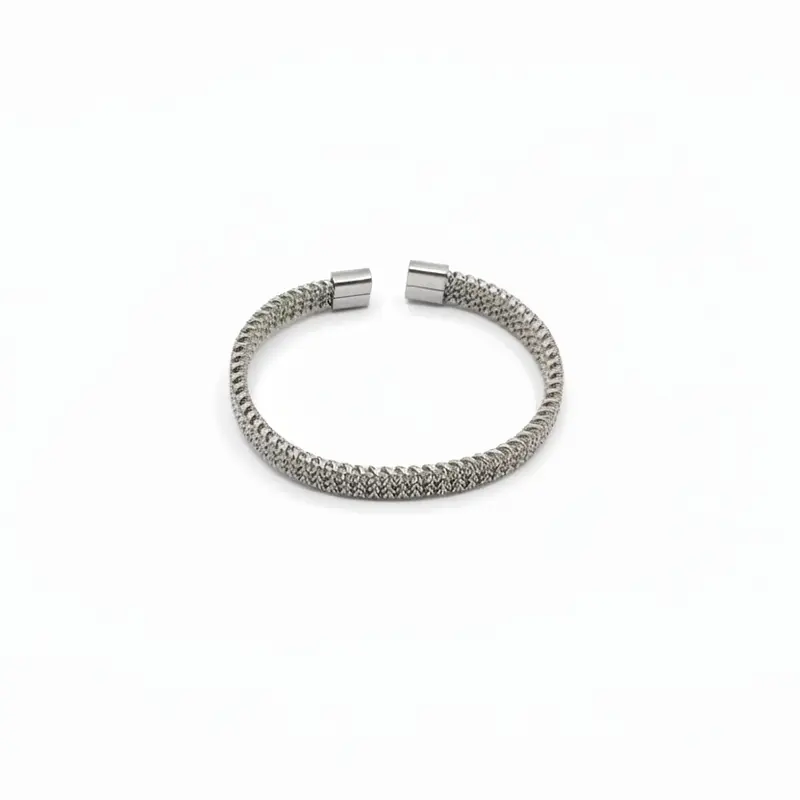 Pulsera de acero abierta de tipo malla y ajustable