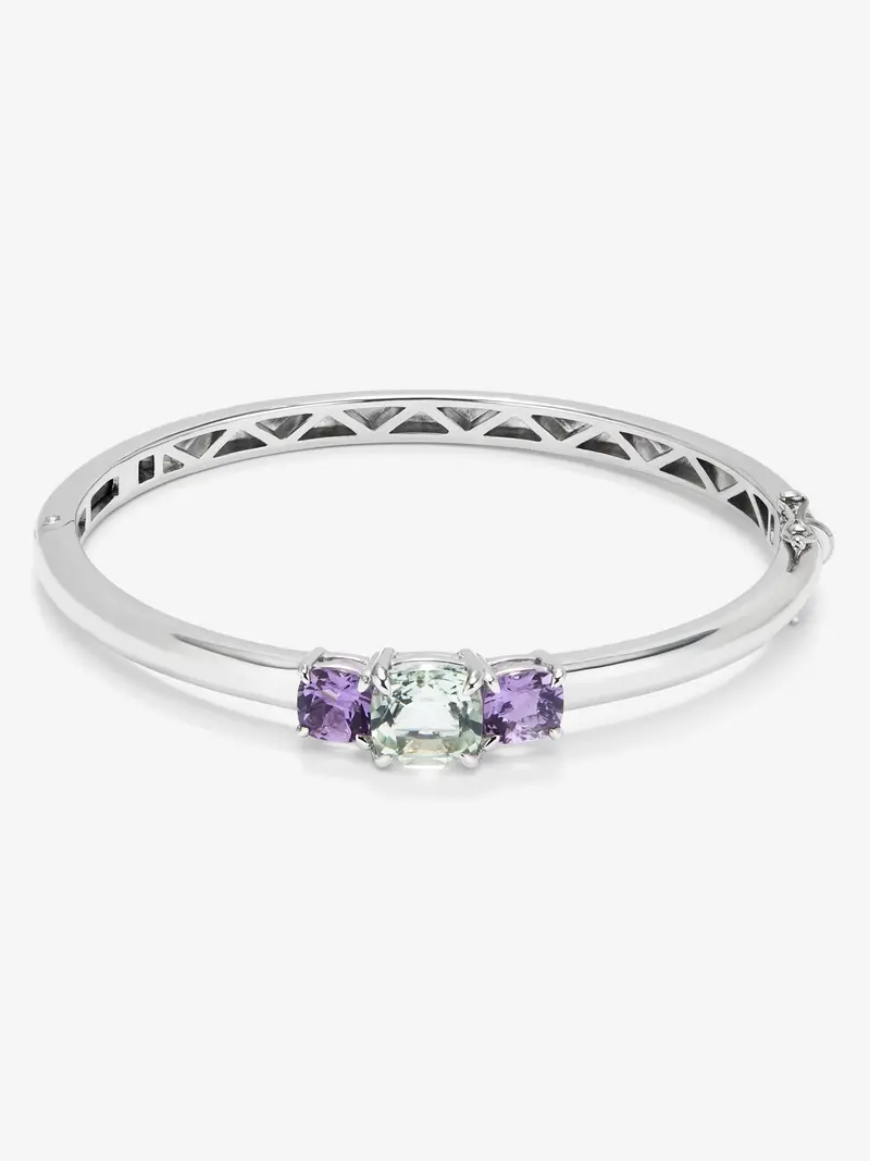 Pulsera de plata 925 con amatista verde en talla cushion de 2,47 cts y amatistas moradas en talla cushion de 1,6 cts