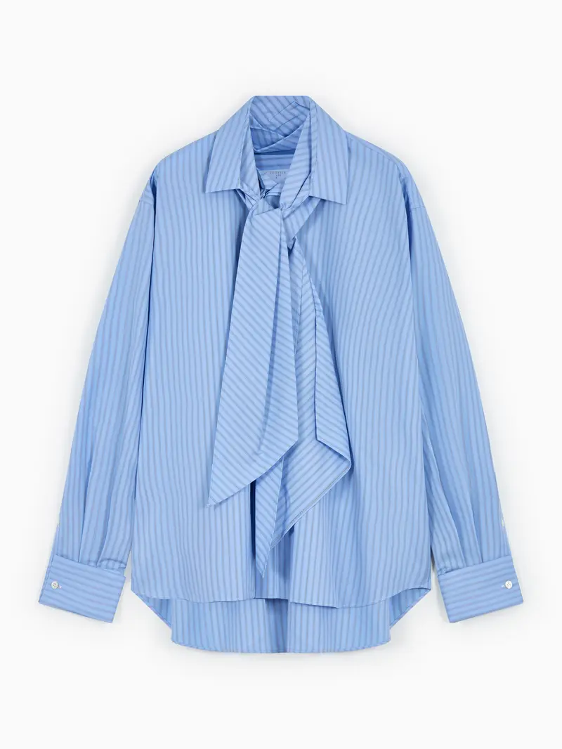 Shirt with a bow