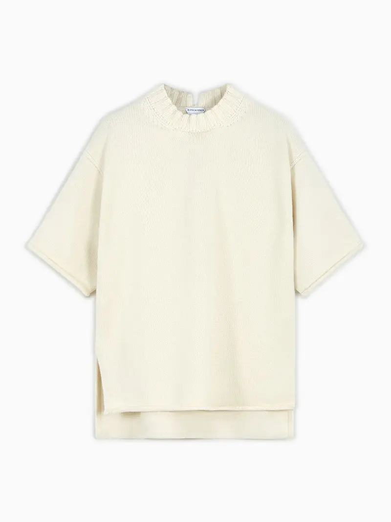 Short sleeve sweater