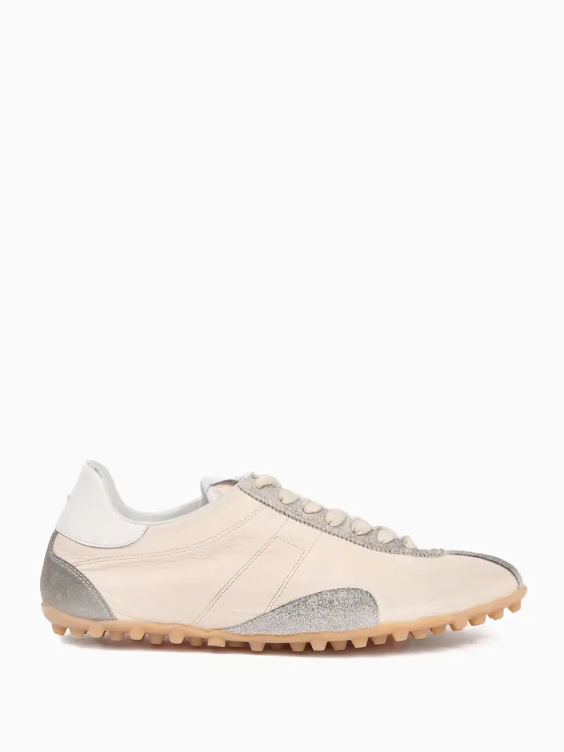 Sprinters sneakers