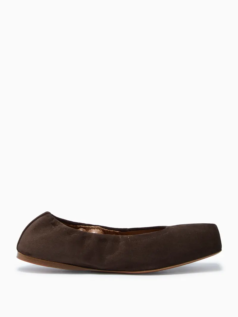 Square ballerinas