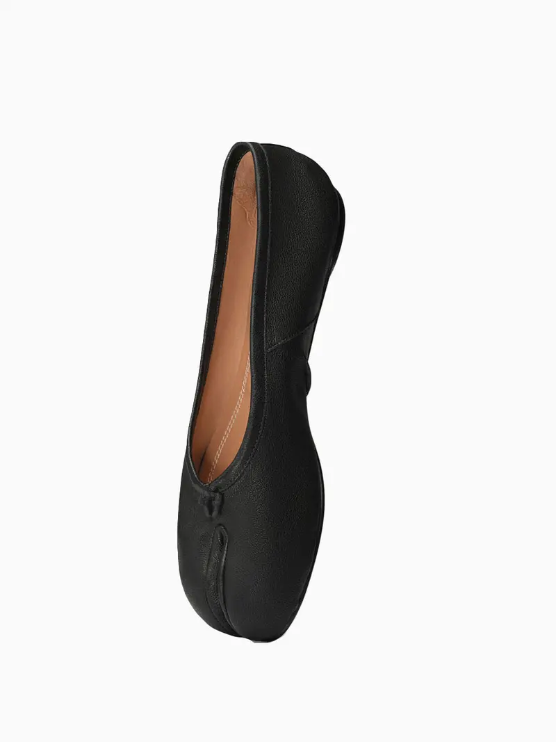 Tabi ballet flats