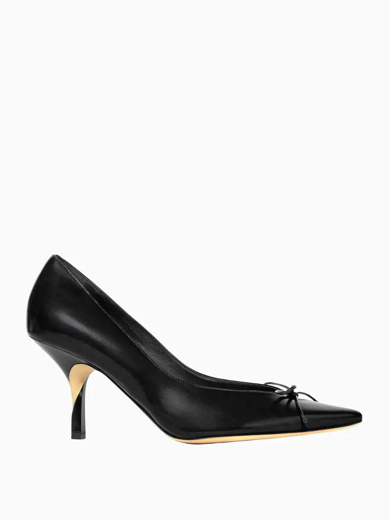 Tourni heels