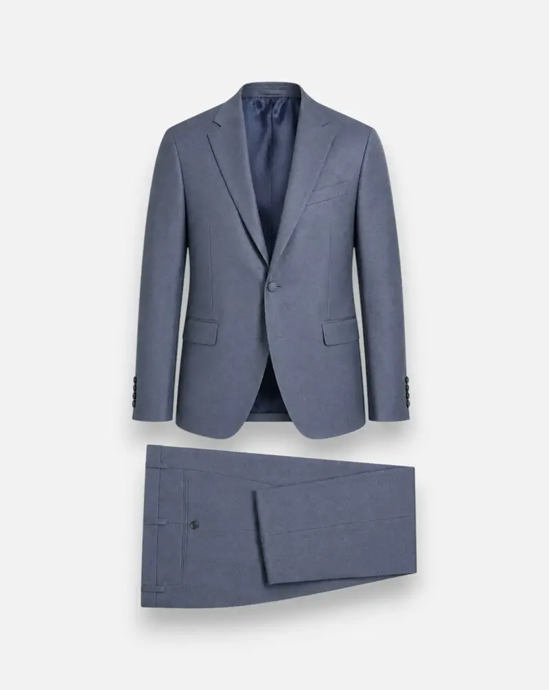 Traje Etiem