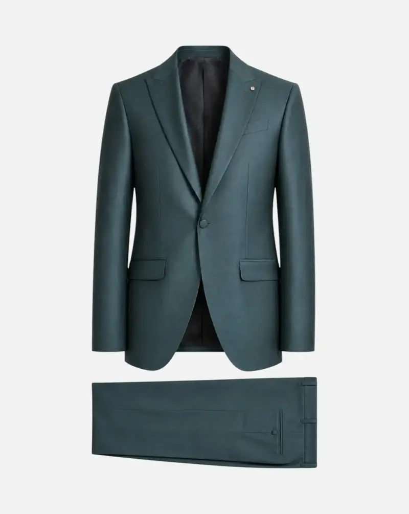 Traje Etiem