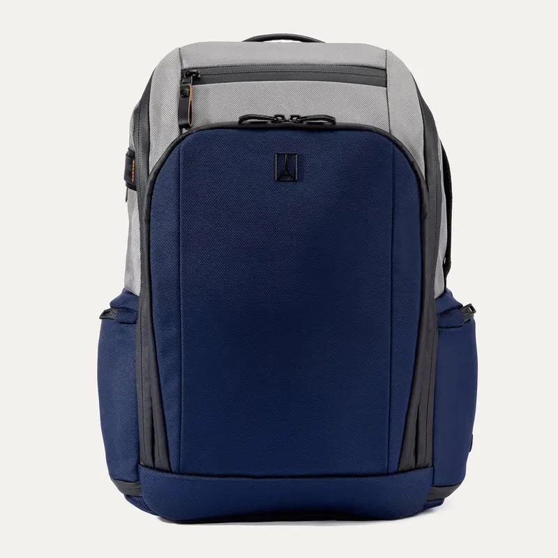 Travelpro® Altitude™ All-Purpose Full Expansion Laptop Backpack 24-34L (47 x 36 x 20 cm)