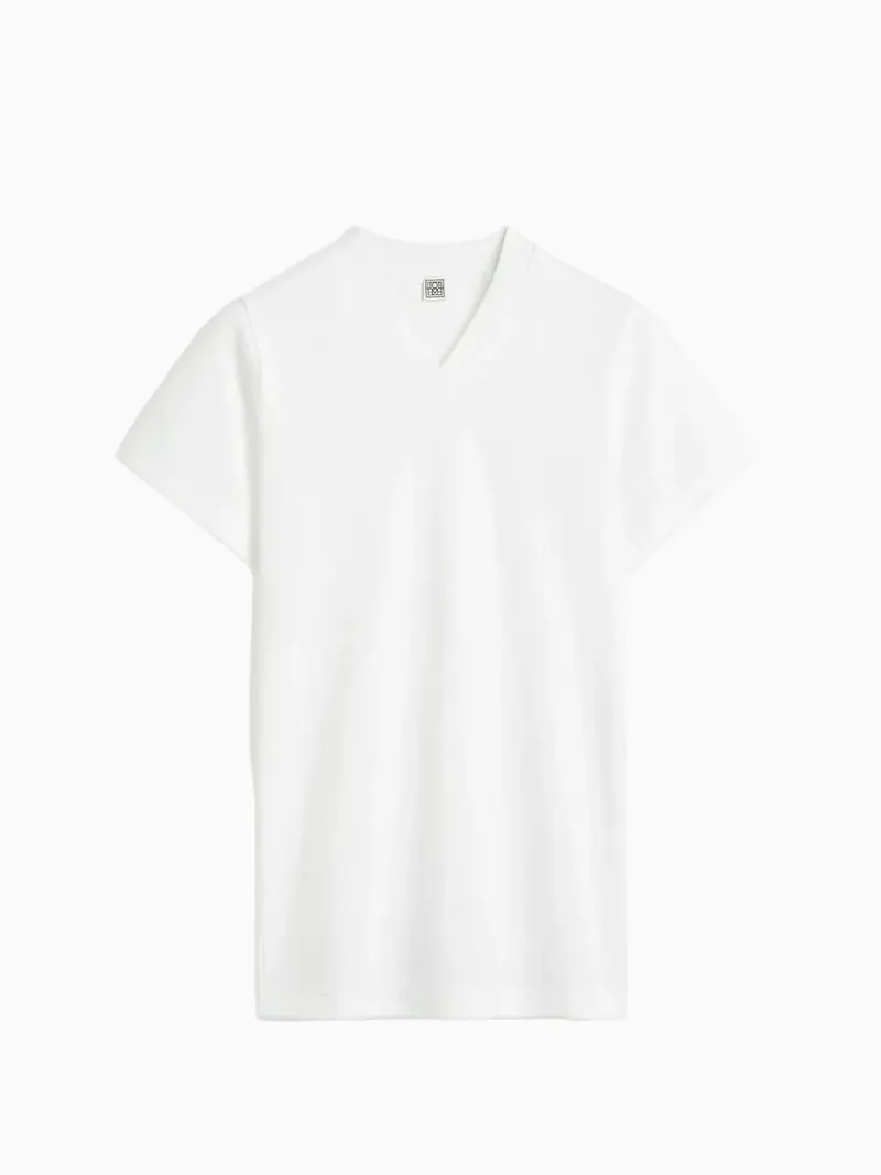 V-neck tee